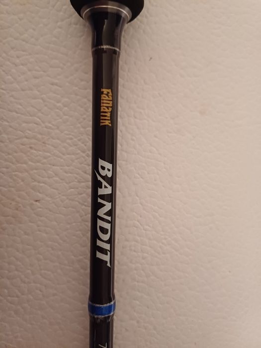 Продавам  ултра лайт пръти  макари влакна тежести куки силикон