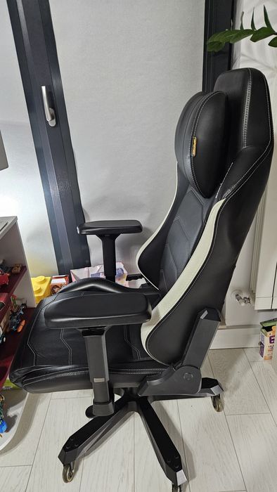 Scaun Gaming DxRacer Master XL Black & White