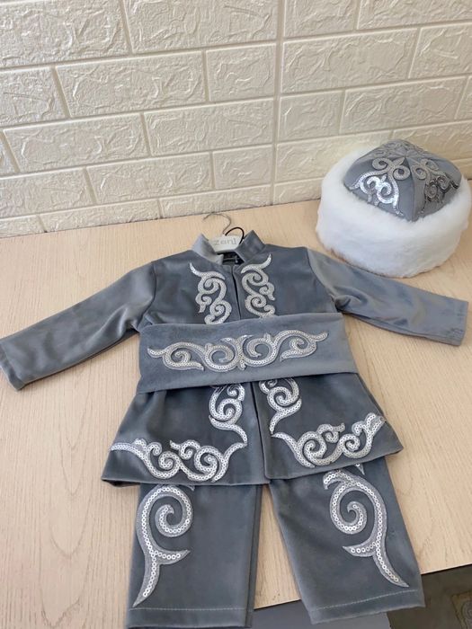 Костюм на годик