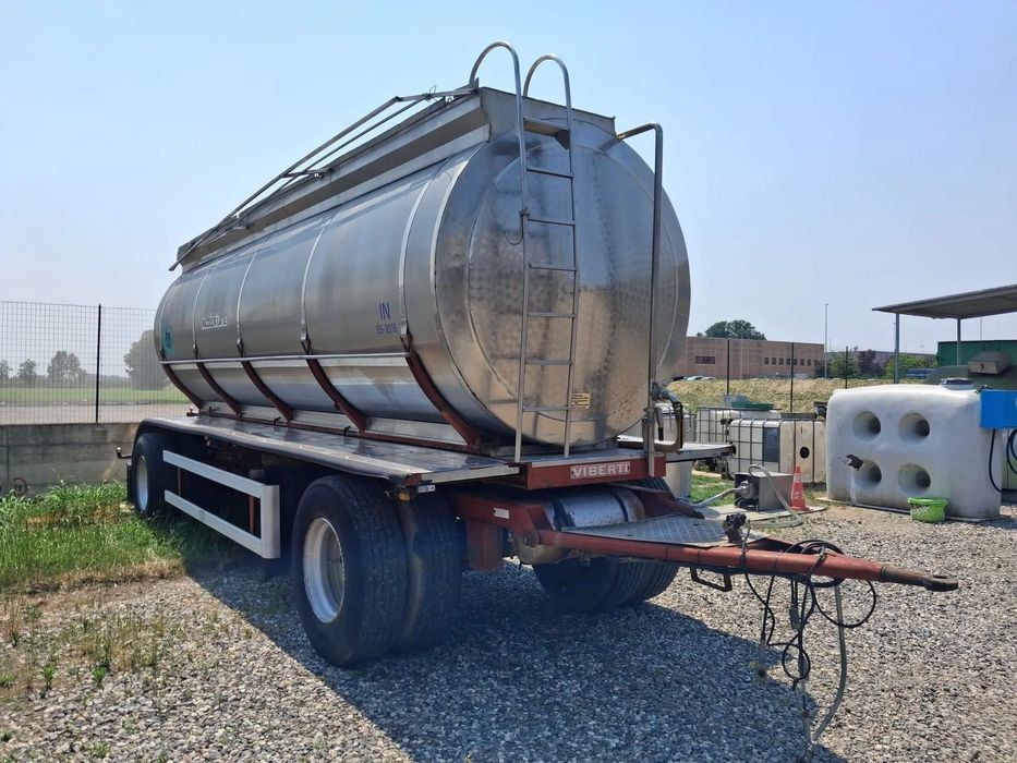 Alta Cisterna agricola Remorca cisterna inox