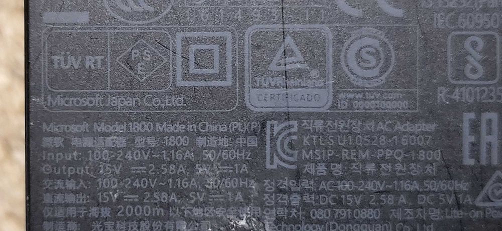 Microsoft Surface, Model 1800, 15V 2.58A fuctional