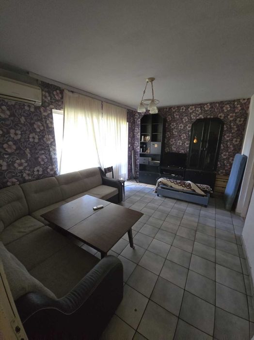 Тристаен апартамент в Тракия