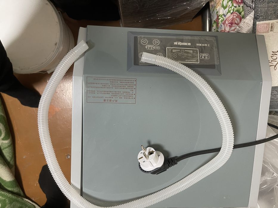 Продам осушитель новый