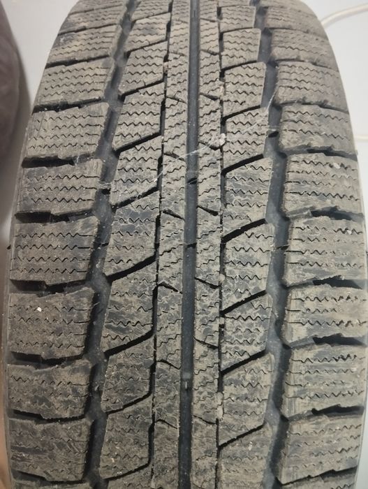 Продам шины зимние