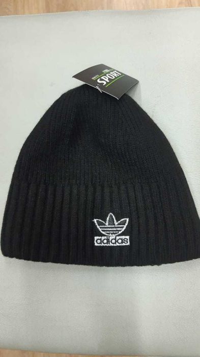 Шапка  мужская молодежная