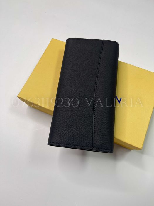 Portofel Louis Vuitton - Capucines Piton