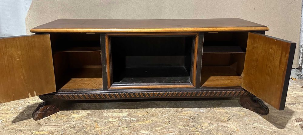 Comoda Vintage din lemn Stil Neo Baroc cu elemente sculptate