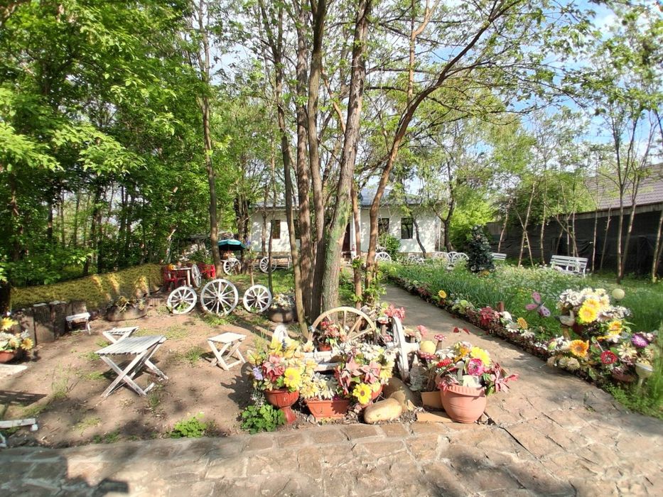 Casă de vânzare URGENT în Zorleni – zonă centrală