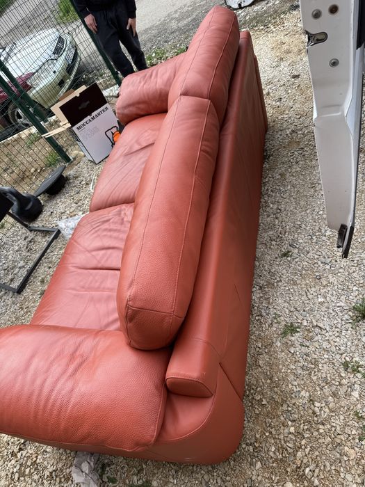 Диван разтегателен внос холандия намират се в габрово