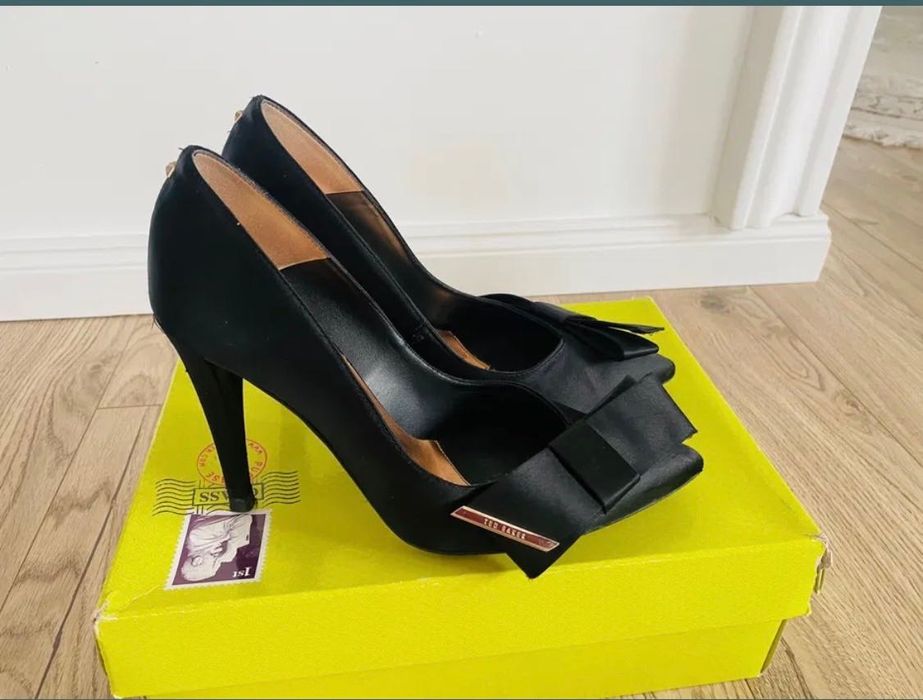 Pantofi Ted Baker, negri cu fundă