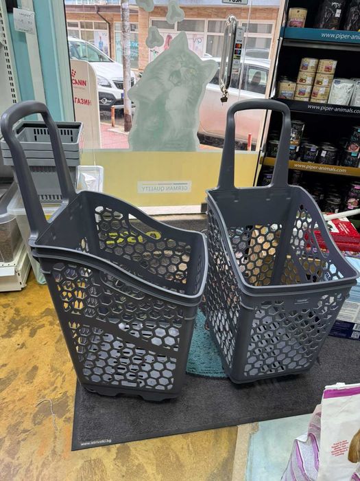 Пластмасова количка за пазаруване