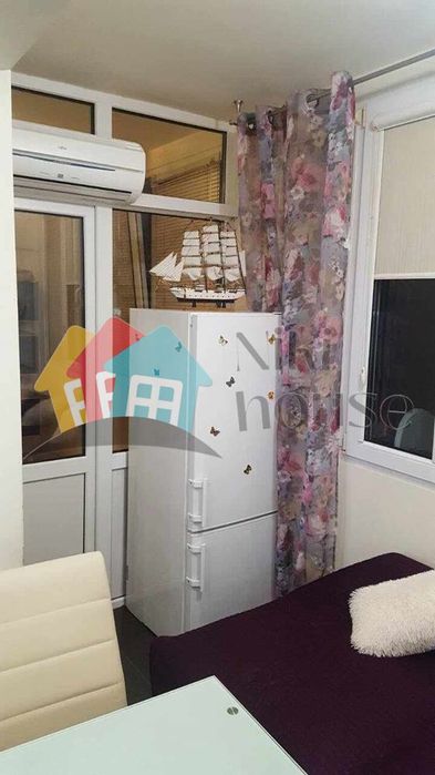 Дава се под наем Двустаен апартамент в Варна, Цветен квартал - 60 кв.м за 510 € - Снимка #4