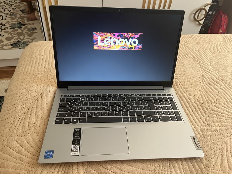 Процессор:intel celeron N4020