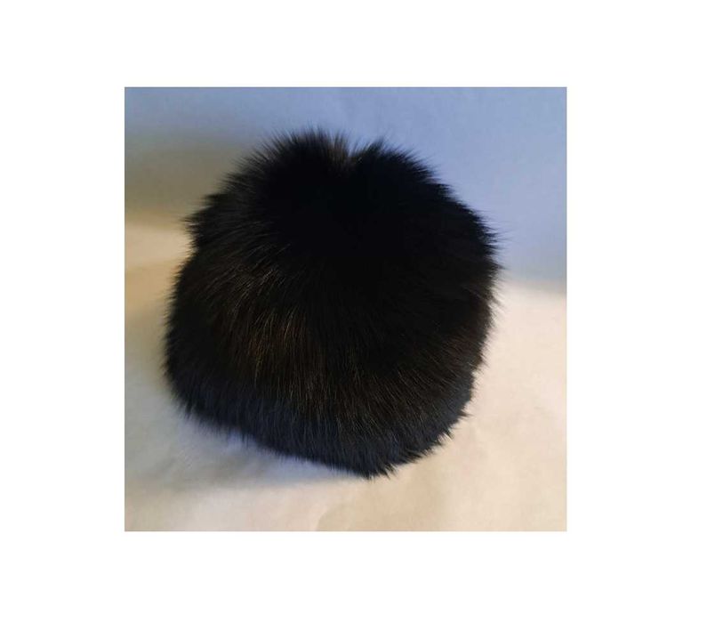 Căciulă de Blană neagra