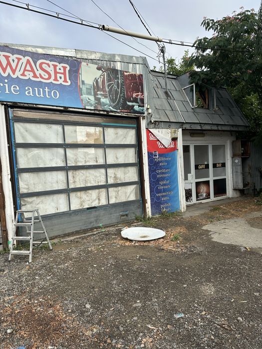Vand 3 usi de garaj aluminiu