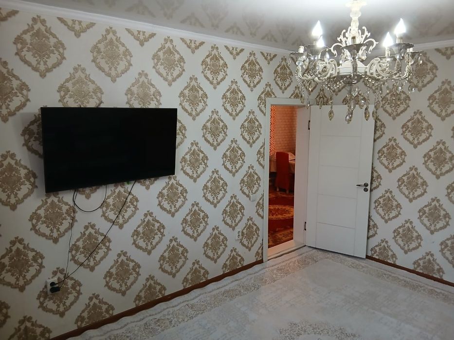 Уй сатылады 3 бөлмелі 6 соттық жер.