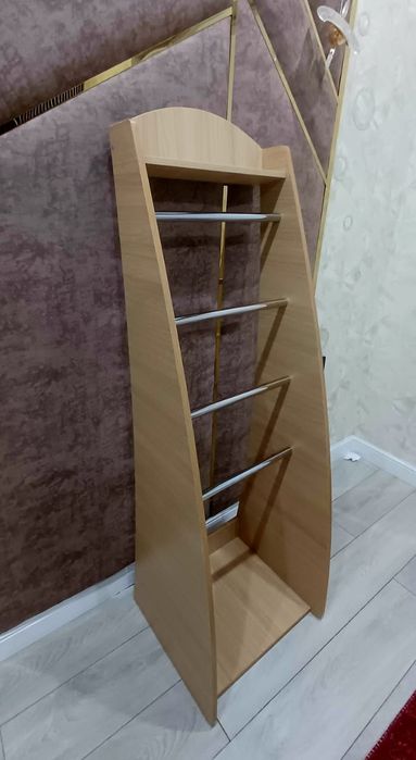 Вешелка наполная для детских вещей