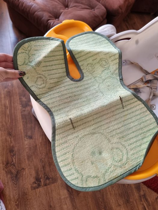 Стульчик / столик для кормления