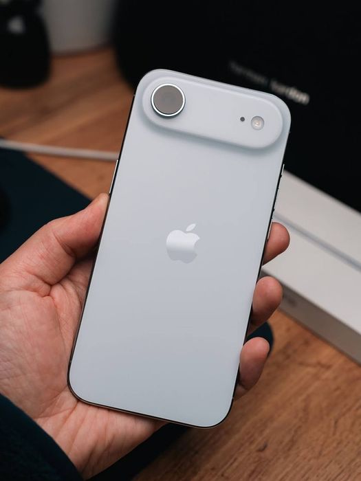 iPhone Air Sky Blue 256gb