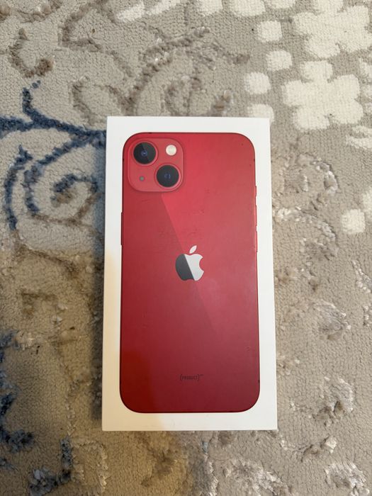 iPhone 13 red 128GB