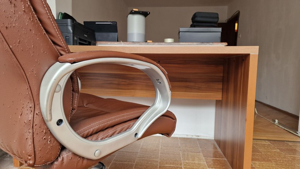 Vand birou model Mobexpert 140x70x75