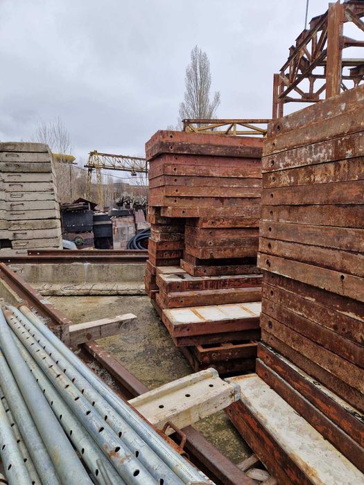 едроплощен вертикален кофраж DOKA