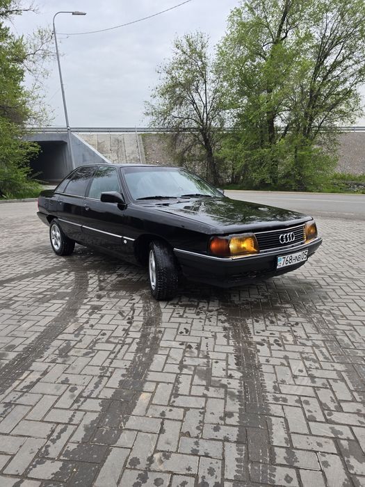 Срочно.   продам