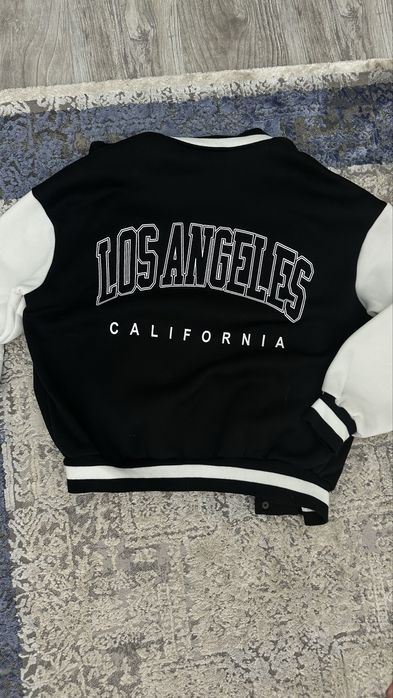 Бомбър дамско яке