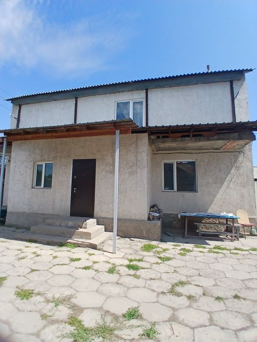 Продам дом 2-х этажный