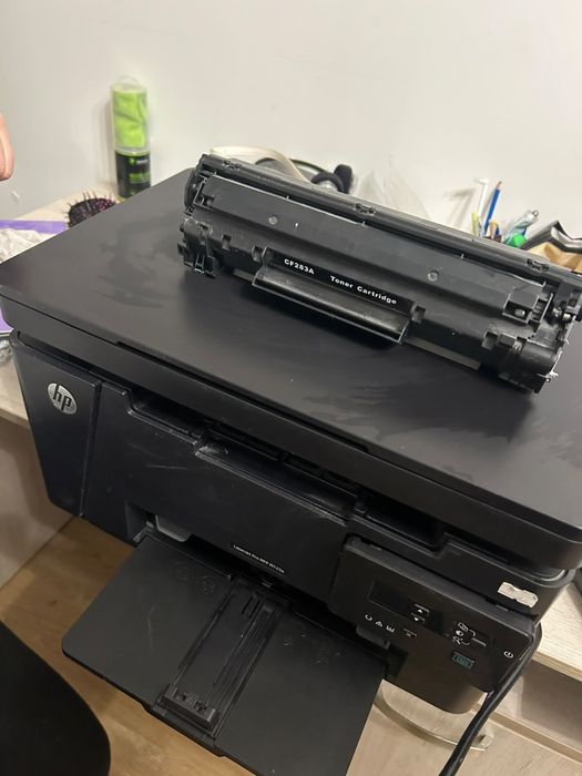 HP принтер с картреджом
