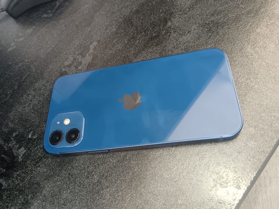 Iphone 12 stocare 64gb