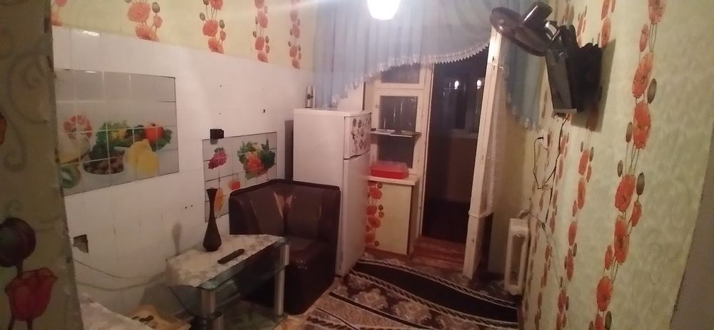 Продам квартиру 3/4/4 метроТинчлик 77серия кирпич