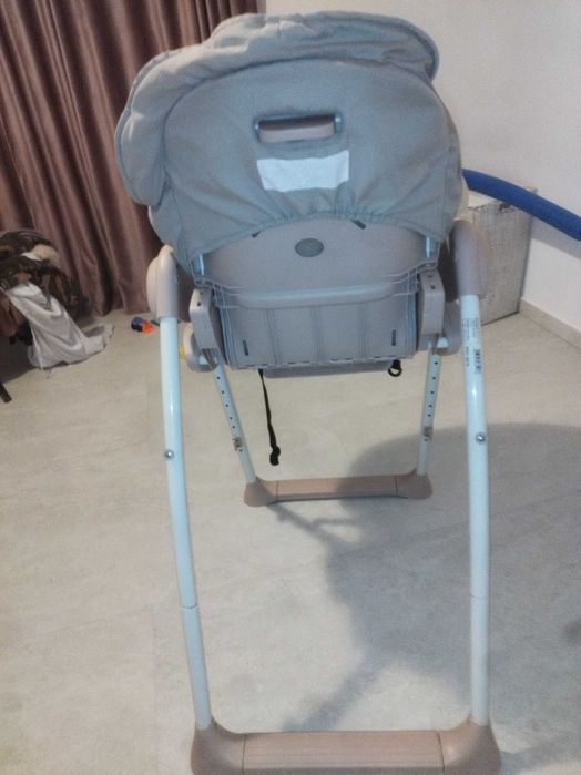 Scăunel de luat masa  bebe Hauck