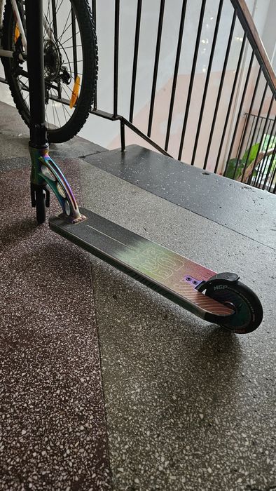 MGO Pro Trotinetă