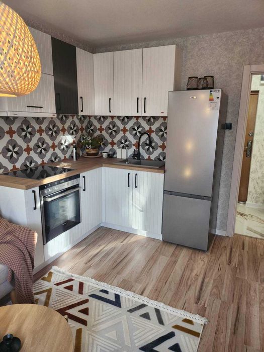 Продава се Тристаен апартамент в Пловдив, Гагарин - 61 кв.м за 2123 €/кв.м - Снимка #2