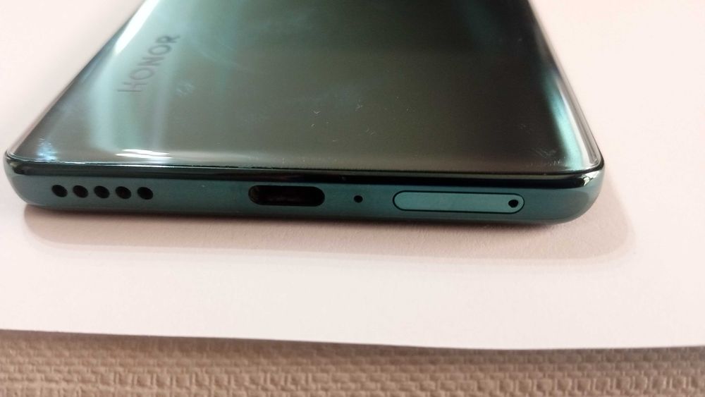 Телефон HONOR 50 5G