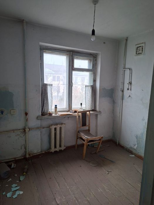 Продам 2 комнатную  квартиру