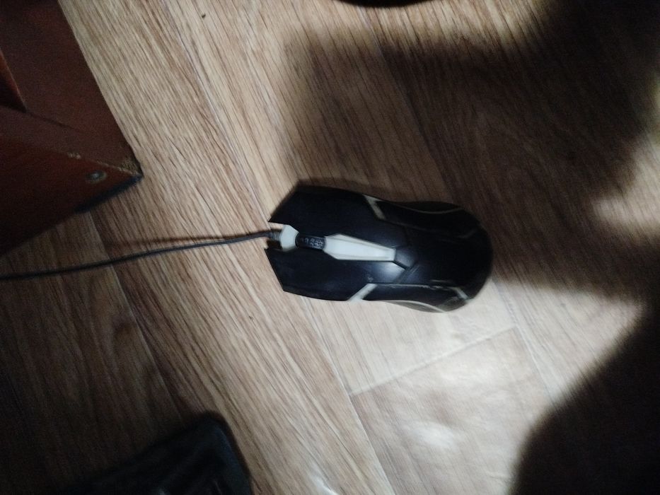 Блок компьютера клавиатура мышка