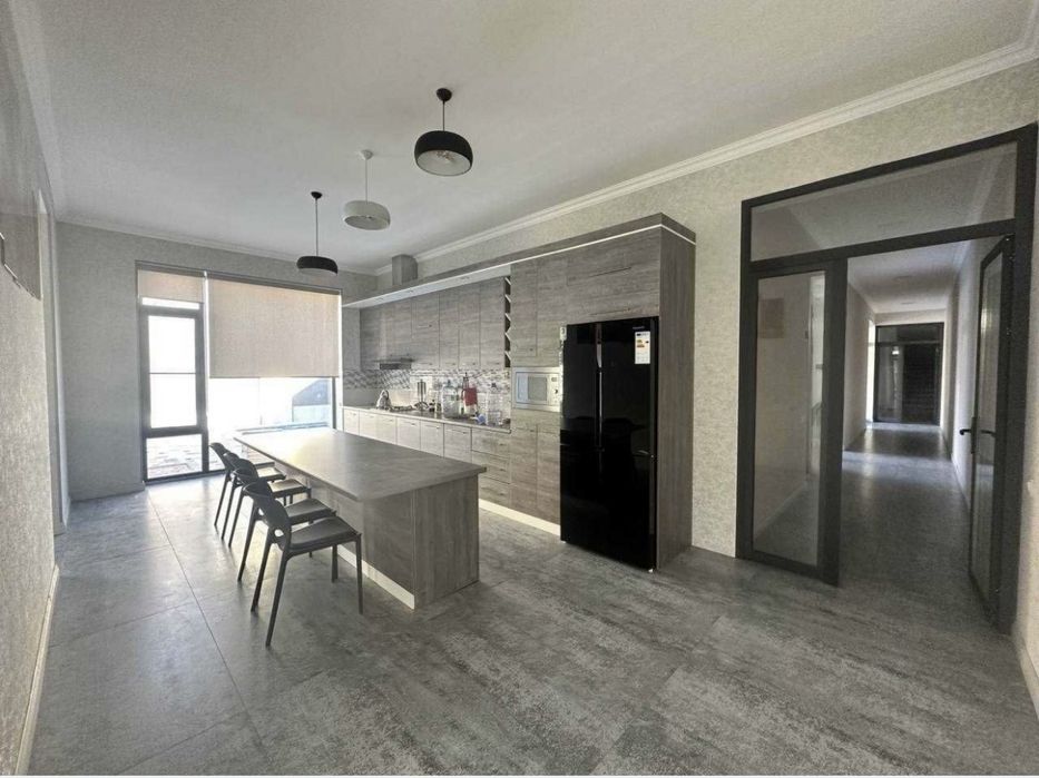 Бостанлыкский район продается дачный дом 695м2