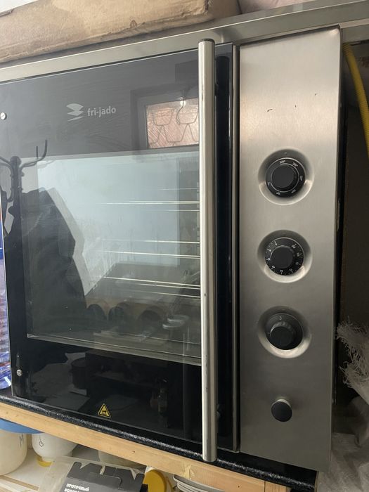 Гриль аппарат.Gril apparat