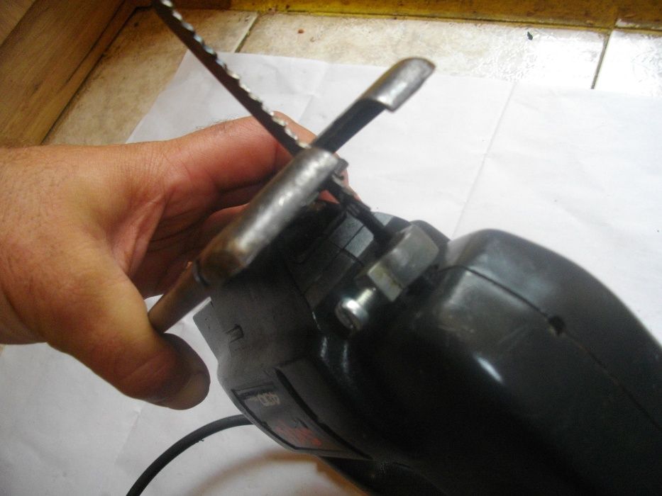 380W/400W Холандско оригинално зеге ел. вертикален прободен трион SKIL