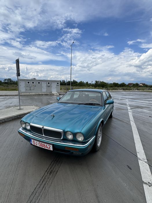 Jaguar Xj 3.2 automat