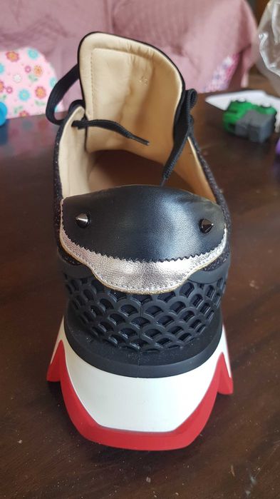 Pantofi nou -piele Christian Louboutin -Loubishark sneekers marimea 46