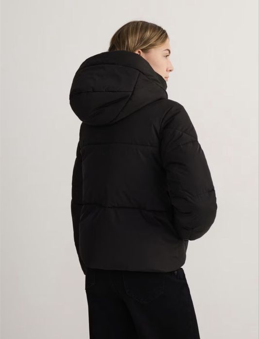 Черно късо зимно яке Reserved