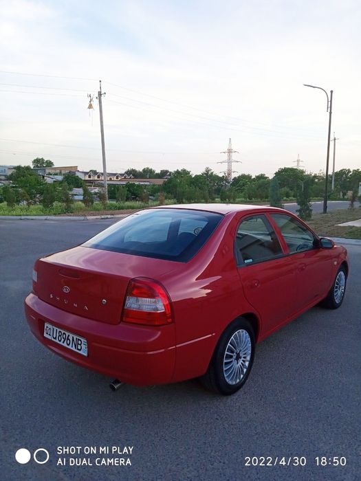 KIA SHUMA avtomobili sotiladi