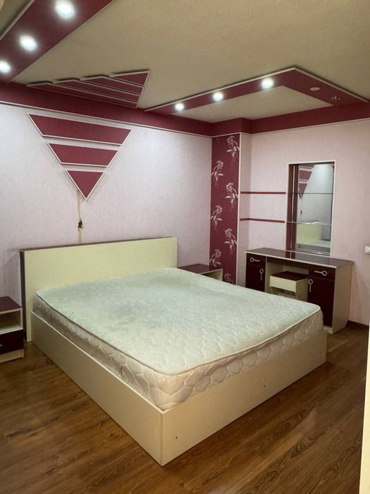 Kvartira Yakkasaroy orientir Piramit tower