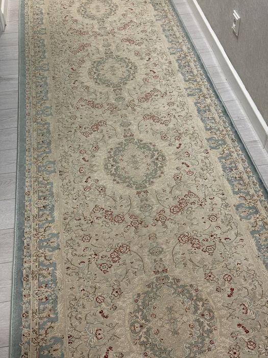 Продам дорожку производство Иран плотная