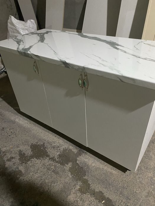 Кухня и тв тумба