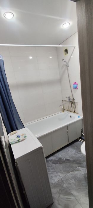 Сдам квартиру 3 комнатную