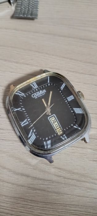 Часы советские Слава